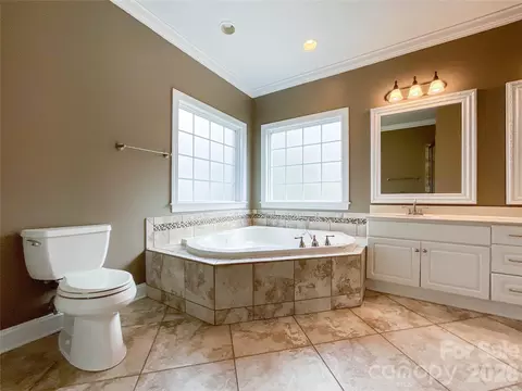 Bath - 62 Will Evans Rd, Jefferson, SC 29718 photo 5 of 7
