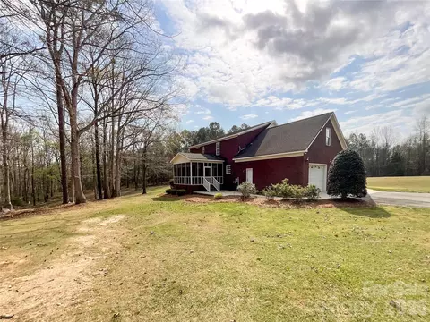 Exterior - 62 Will Evans Rd, Jefferson, SC 29718 photo 5 of 5