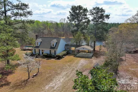 819 Triple Creek Rd, Mount Croghan, SC 29727