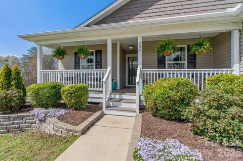 234 Planters Row Rd, Iron Station, NC 28080