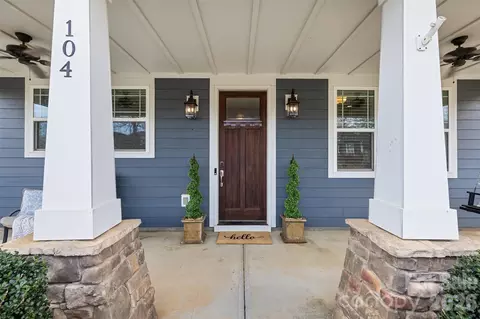 104 Meyers Ridge Rd, Cramerton, NC 28032