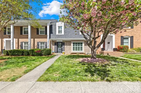 4327 Silo Ln, Charlotte, NC 28226