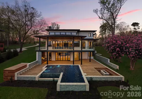 6000 Midsomer Rd, Charlotte, NC 28214
