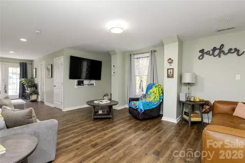 Living - 4100 S Fork St, Hickory, NC 28602 photo 2 of 2