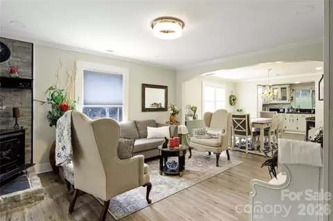 4100 S Fork St, Hickory, NC 28602