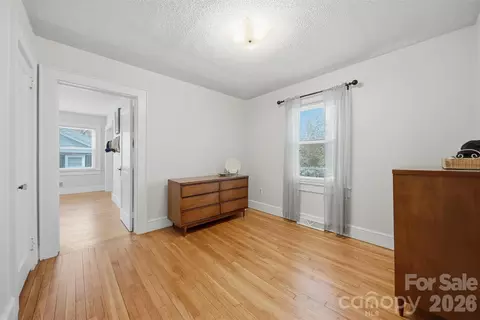 Bedroom - 203 8th Ne St NE, Conover, NC 28613 photo 1 of 5