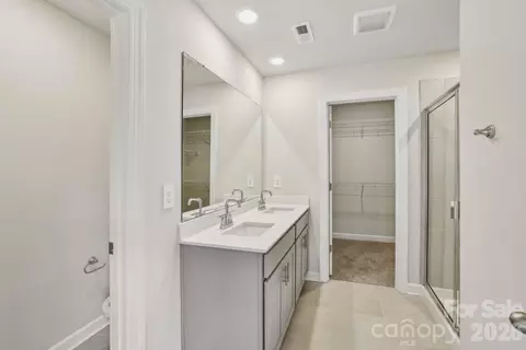 Entry Way - 5505 Chambray Ter, Cherryville, NC 28021 photo 2 of 3