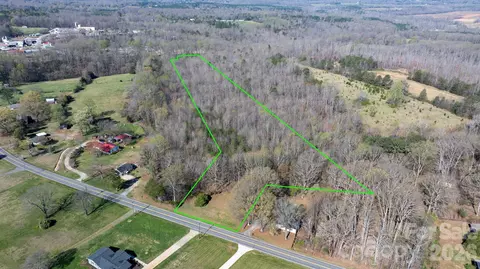 4876 E Nc 10 Hwy, Catawba, NC 28609
