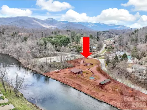 View/Area - 522 N River Rd, Sylva, NC 28779 photo 3 of 8