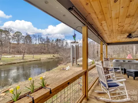 Exterior - 522 N River Rd, Sylva, NC 28779 photo 6 of 13