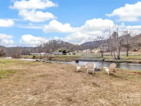 View/Area - 522 N River Rd, Sylva, NC 28779 photo 6 of 8