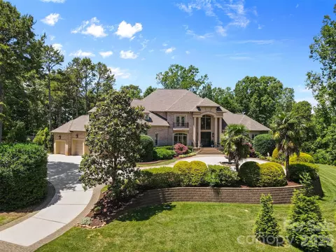 1405 Saratoga Woods Dr, Waxhaw, NC 28173