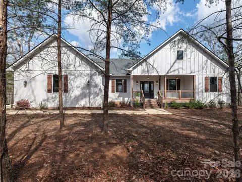 3244 Lake Adger Pkwy, Mill Spring, NC 28756