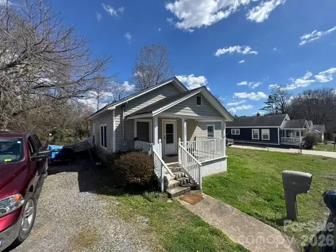 307 Adrian St, Mount Holly, NC 28120