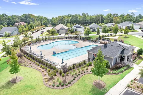 1909 Lotus Ln, Denver, NC 28037