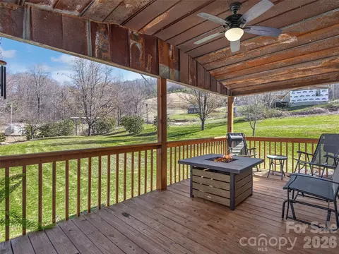 114 Gateway Cv, Canton, NC 28716 photo 2