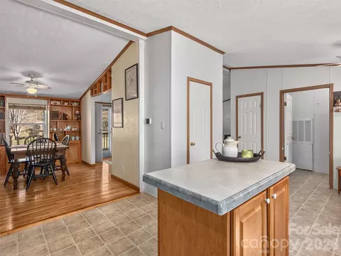 114 Gateway Cv, Canton, NC 28716 photo 9