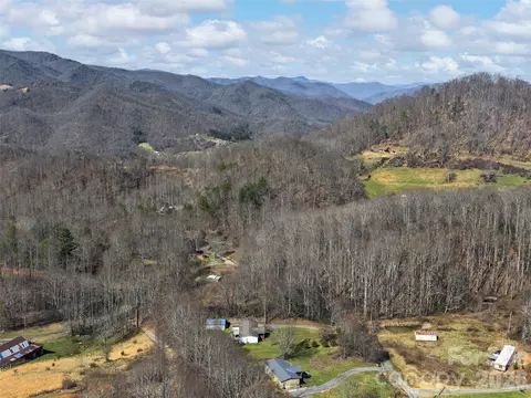 114 Gateway Cv, Canton, NC 28716 photo 30