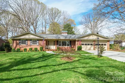 513 2nd Avenue Ne Pl NE, Conover, NC 28613