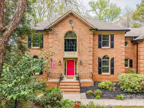 7520 Celtic Ct, Charlotte, NC 28277