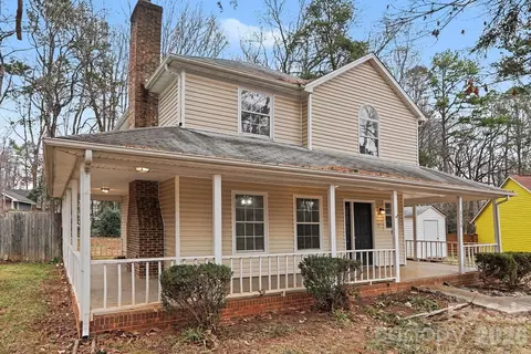 7139 Markway Dr, Charlotte, NC 28215
