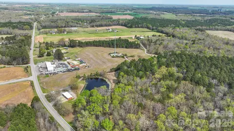 7301 Wolf Pond Rd, Monroe, NC 28112 photo 3
