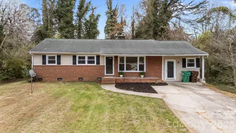 1108 Dartmouth Ave, High Point, NC 27260