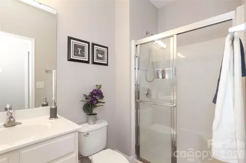 Bath - 1026 Peridot Dr, Fort Mill, SC 29708 photo 4 of 6