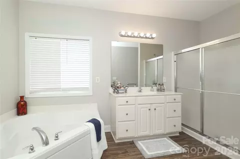Bath - 1026 Peridot Dr, Fort Mill, SC 29708 photo 3 of 6