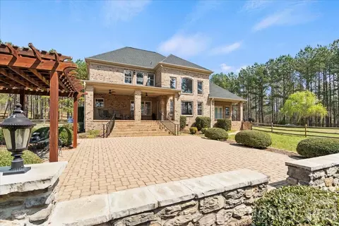 Exterior - 962 Miller Rd, Jefferson, SC 29718 photo 2 of 6