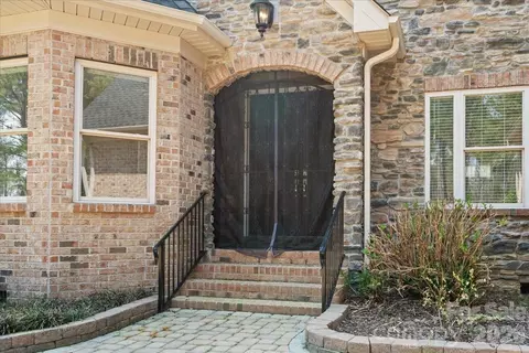 Exterior - 962 Miller Rd, Jefferson, SC 29718 photo 4 of 6