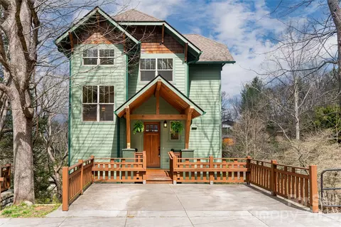 14 Sunset Dr, Asheville, NC 28804
