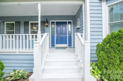 1002 Windsor Dr, Asheville, NC 28803