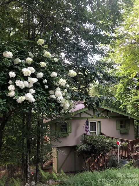 210 Overbrook Trl, Beech Mountain, NC 28604
