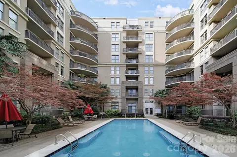 718 W Trade 803 St #803, Charlotte, NC 28202