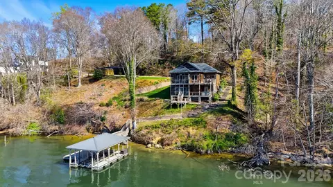 View/Area - 152 Bridge Pointe Ln, Hickory, NC 28601 photo 6 of 13