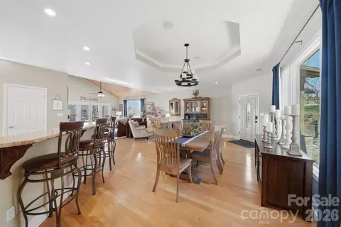 Dining - 152 Bridge Pointe Ln, Hickory, NC 28601 photo 1 of 1