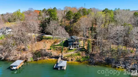 View/Area - 152 Bridge Pointe Ln, Hickory, NC 28601 photo 7 of 13