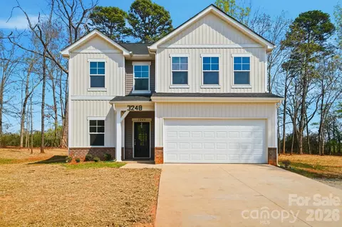 3248 Killian Rd, Lincolnton, NC 28092