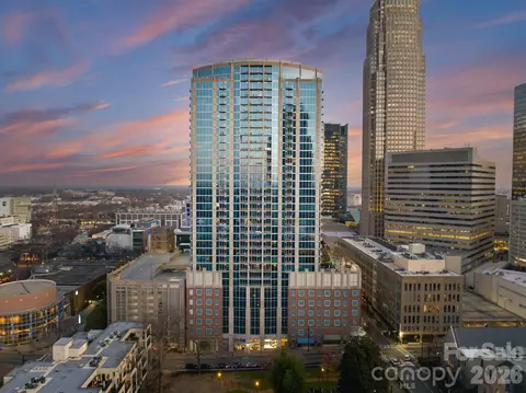 210 N Church 2808 St #2808, Charlotte, NC 28202