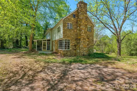 112 Candler School Rd, Candler, NC 28715