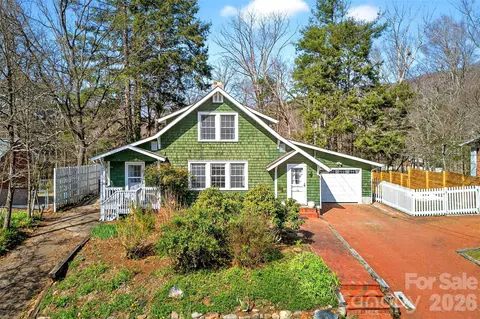 109 Eastwood Ave, Swannanoa, NC 28778