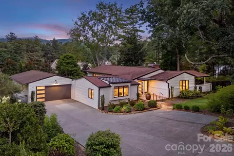 28 Forest Rd, Asheville, NC 28803