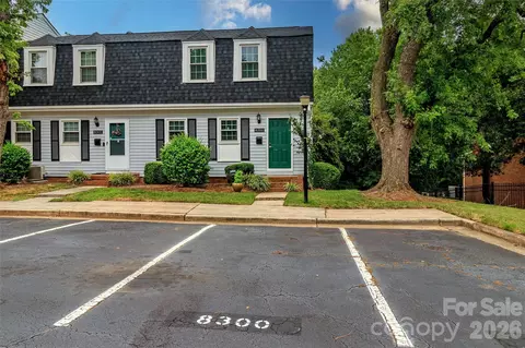 8300 Knights Bridge Rd, Charlotte, NC 28210