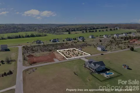 115 Mouzon Ln, Statesville, NC 28625
