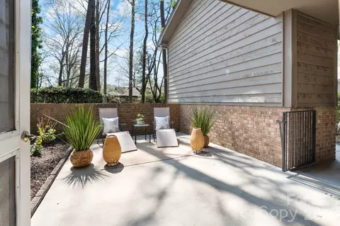 3505 Colony Crossing Dr, Charlotte, NC 28210