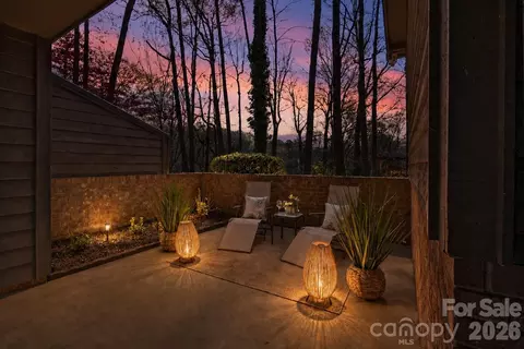 3505 Colony Crossing Dr, Charlotte, NC 28210