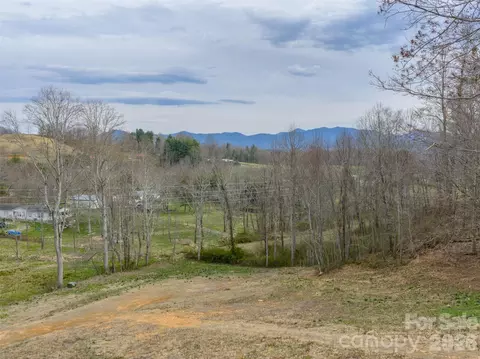 1433 Crabtree Mountain Rd, Clyde, NC 28721 photo 7