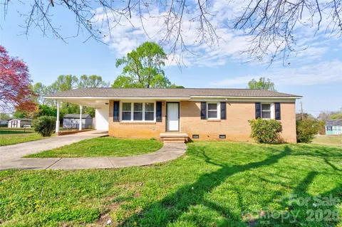 1904 Sulphur Springs Rd, Shelby, NC 28152