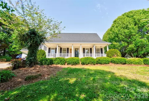 203 Carolina Dr, Cherryville, NC 28021